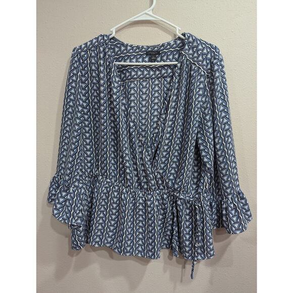 Pretty criss cross peplum long sleeve top w/blue chain print detail, Ann Taylor - Picture 1 of 8